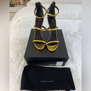 Giuseppe Zanotti Metallic Gold Croc Heels